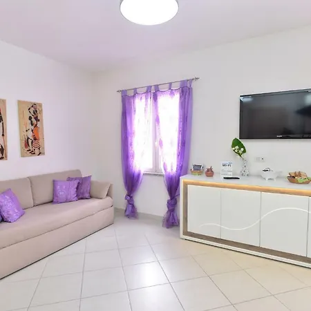 Izzhome Regina Margherita Pula
