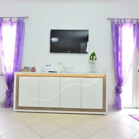 Apartment Izzhome Regina Margherita