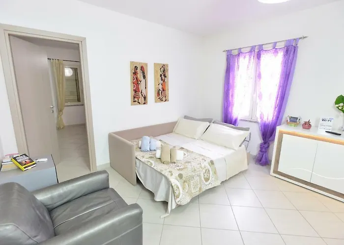 Izzhome Regina Margherita *