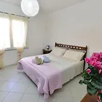 Izzhome Regina Margherita *
