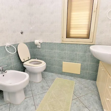 Izzhome Regina Margherita