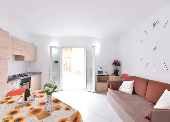 Izzhome Regina Margherita Apartamento Pula